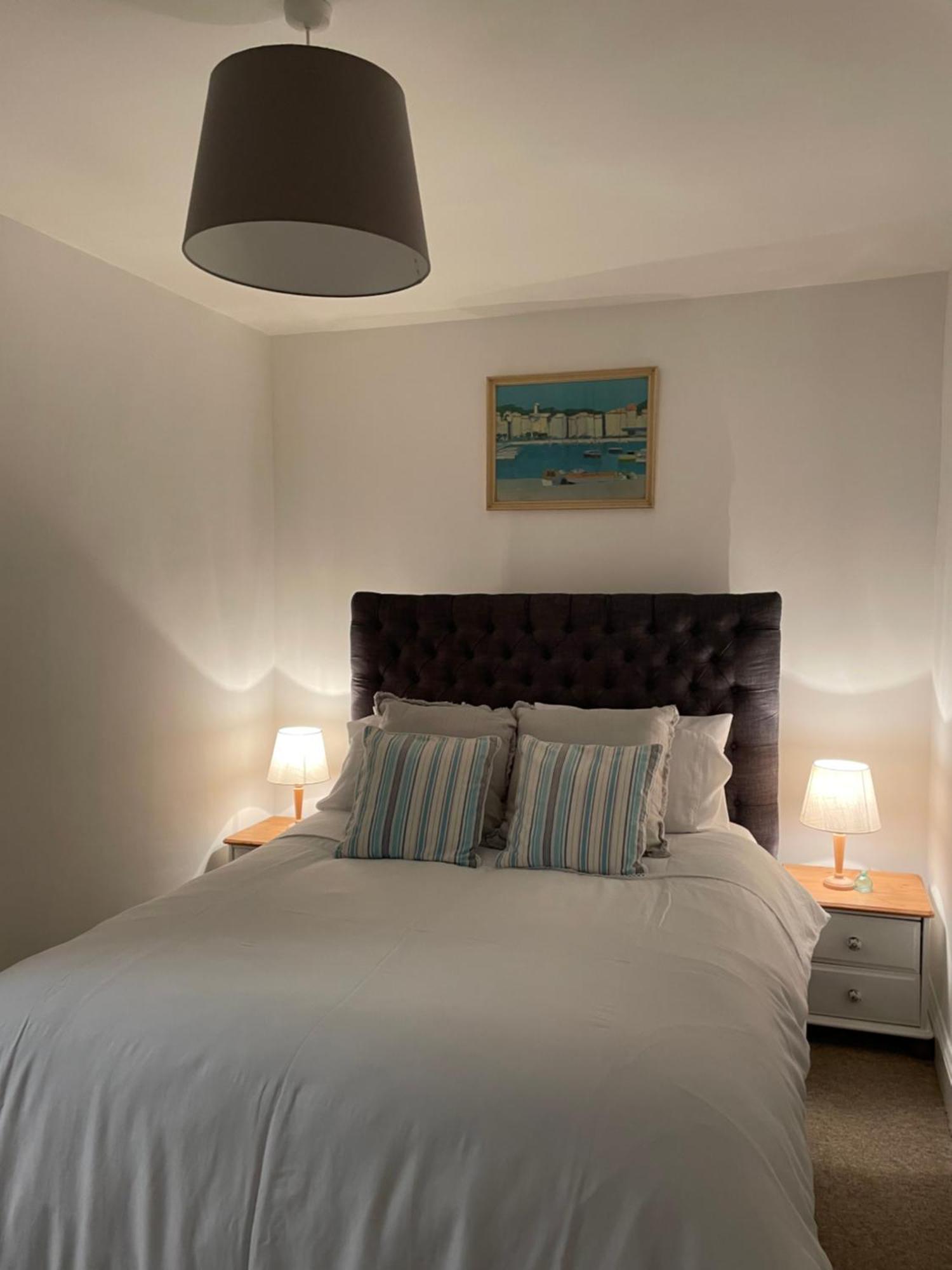 Cute 1 Bed Apartment 2 Mins From The Sea - Sleeps 4, Flat 8 The Gables, Church Street, Lyme Regis Esterno foto