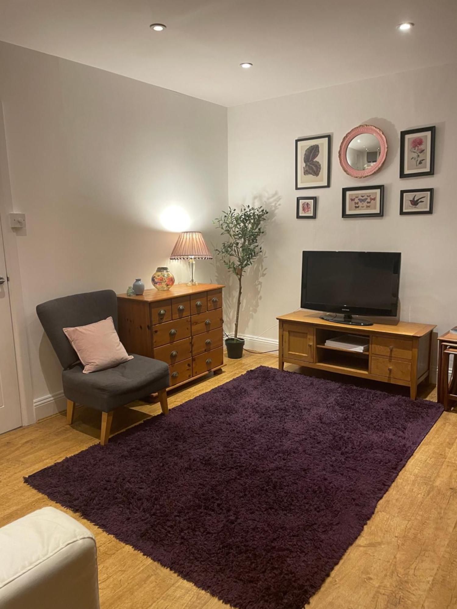 Cute 1 Bed Apartment 2 Mins From The Sea - Sleeps 4, Flat 8 The Gables, Church Street, Lyme Regis Esterno foto